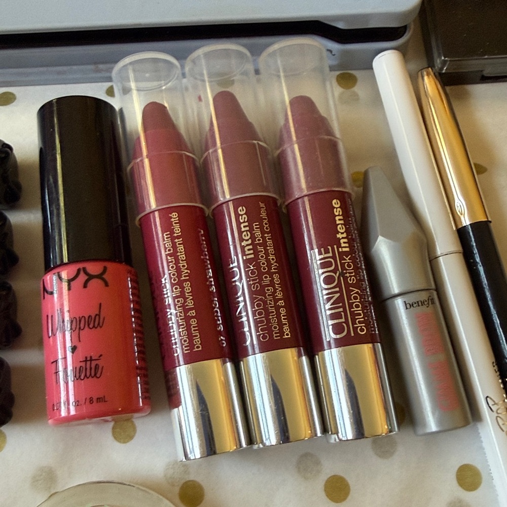 Cosmetic Makeup pallets lip products glosses mixed lot of 23 pcs various brands - Picture 15 of 16